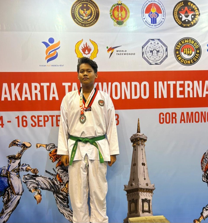 RANDI GILANG PERMANA TAEKWONDO SMK BINA KARYA ti-dynastismkbinakarya.com